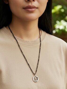 18 inch ⭐️  Gunmetal Figaro Chain Necklace with Silver Double G Pendant- NEW